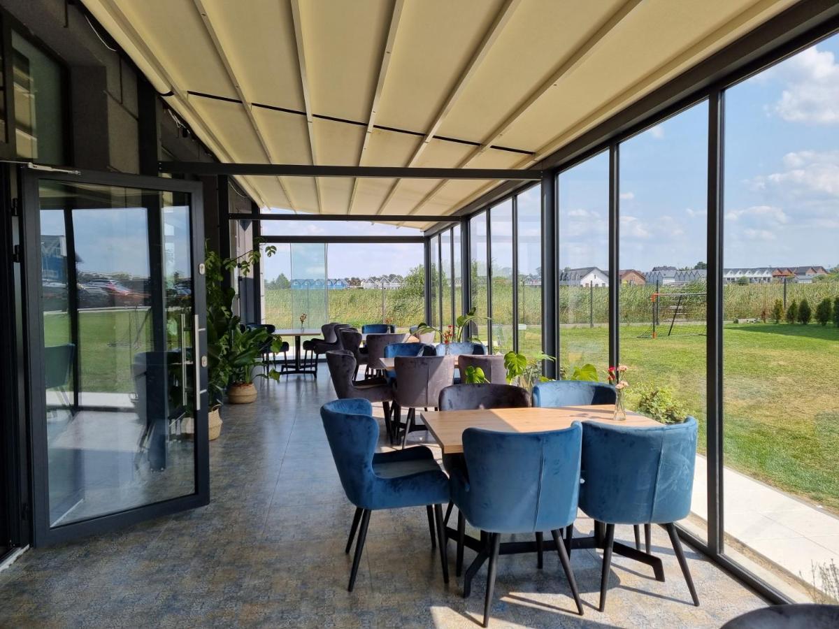 Apartamenty Przystanek Plaza Sarbinowo Bagian luar foto