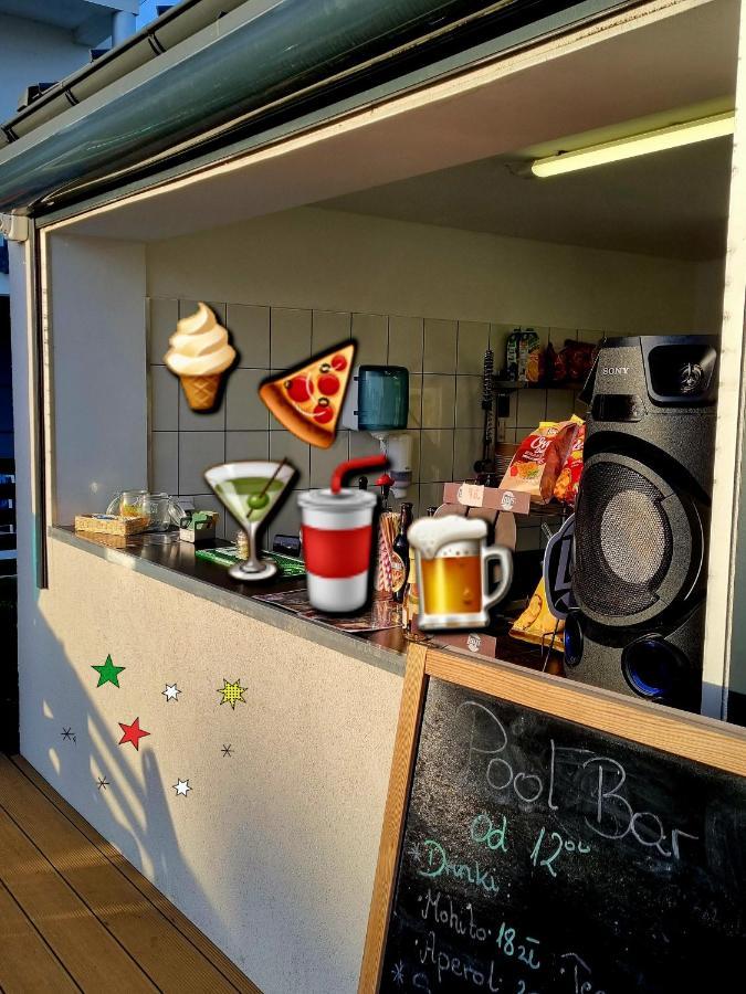 Apartamenty Przystanek Plaza Sarbinowo Bagian luar foto